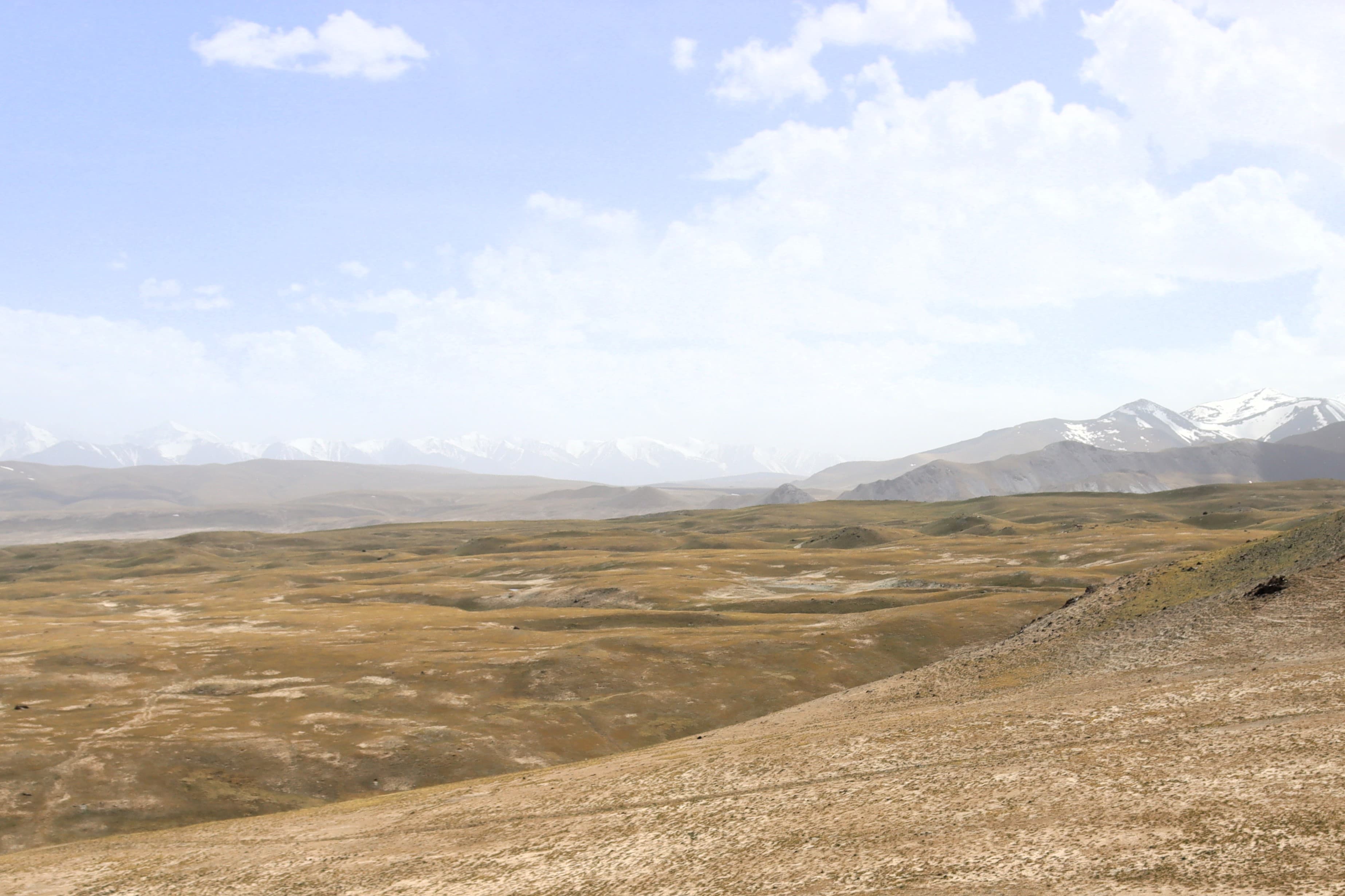 Sarykel lake / Sary Kel lake on the high plateau of the Taragaï river